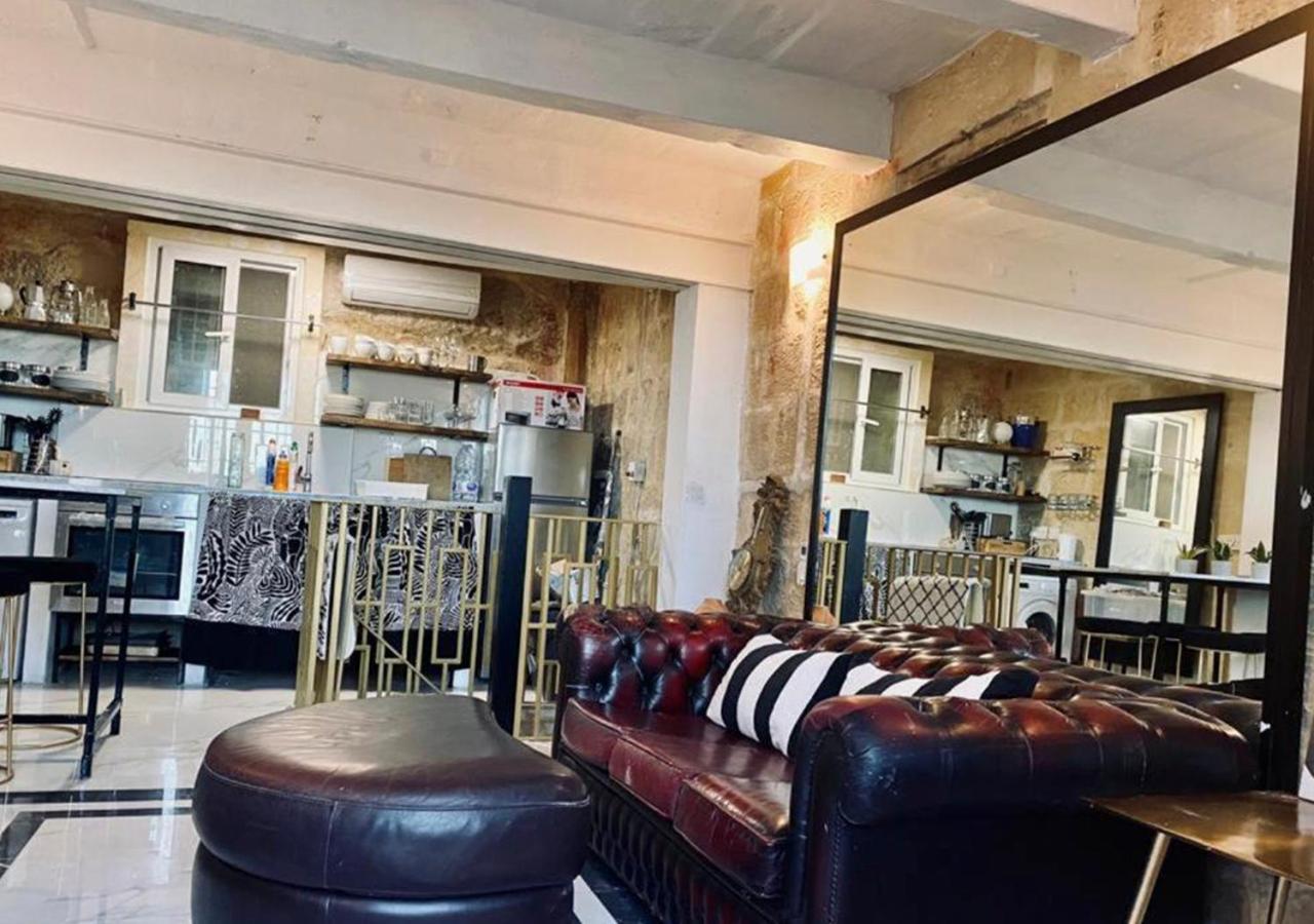 Charming Townhouse Prime Area Valletta Apartment Екстериор снимка