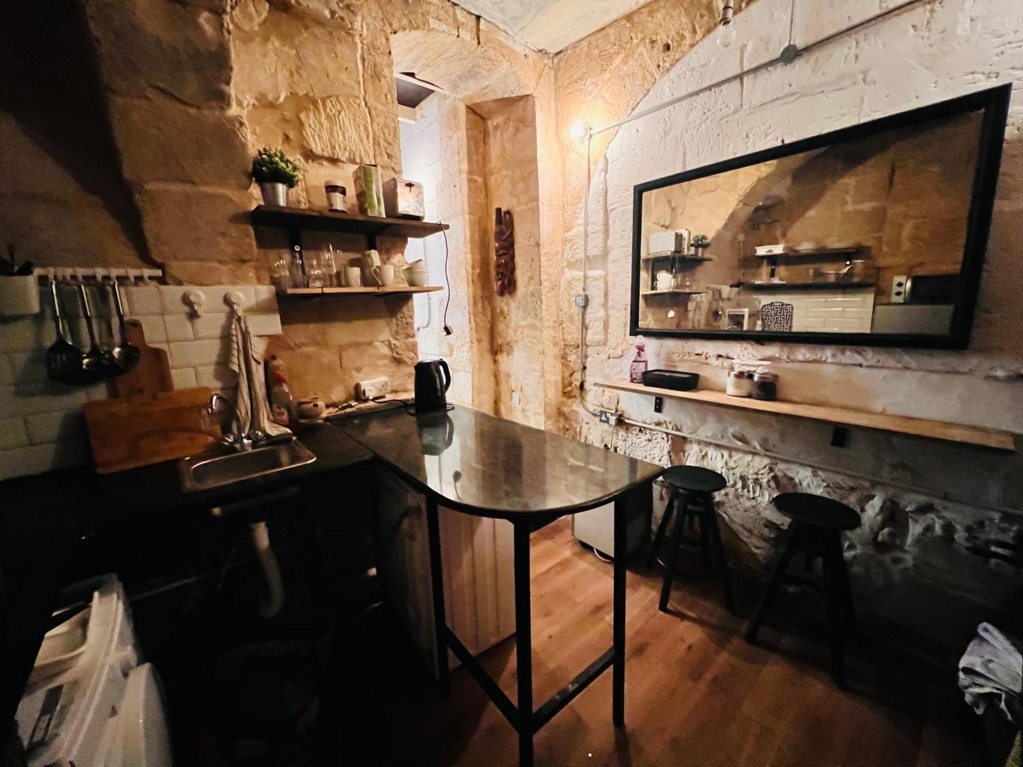 Charming Townhouse Prime Area Valletta Apartment Екстериор снимка