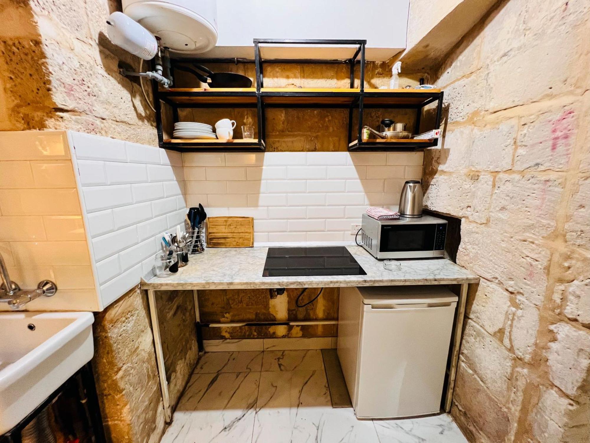 Charming Townhouse Prime Area Valletta Apartment Екстериор снимка
