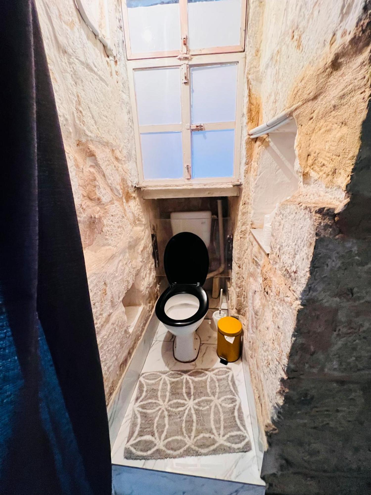 Charming Townhouse Prime Area Valletta Apartment Екстериор снимка