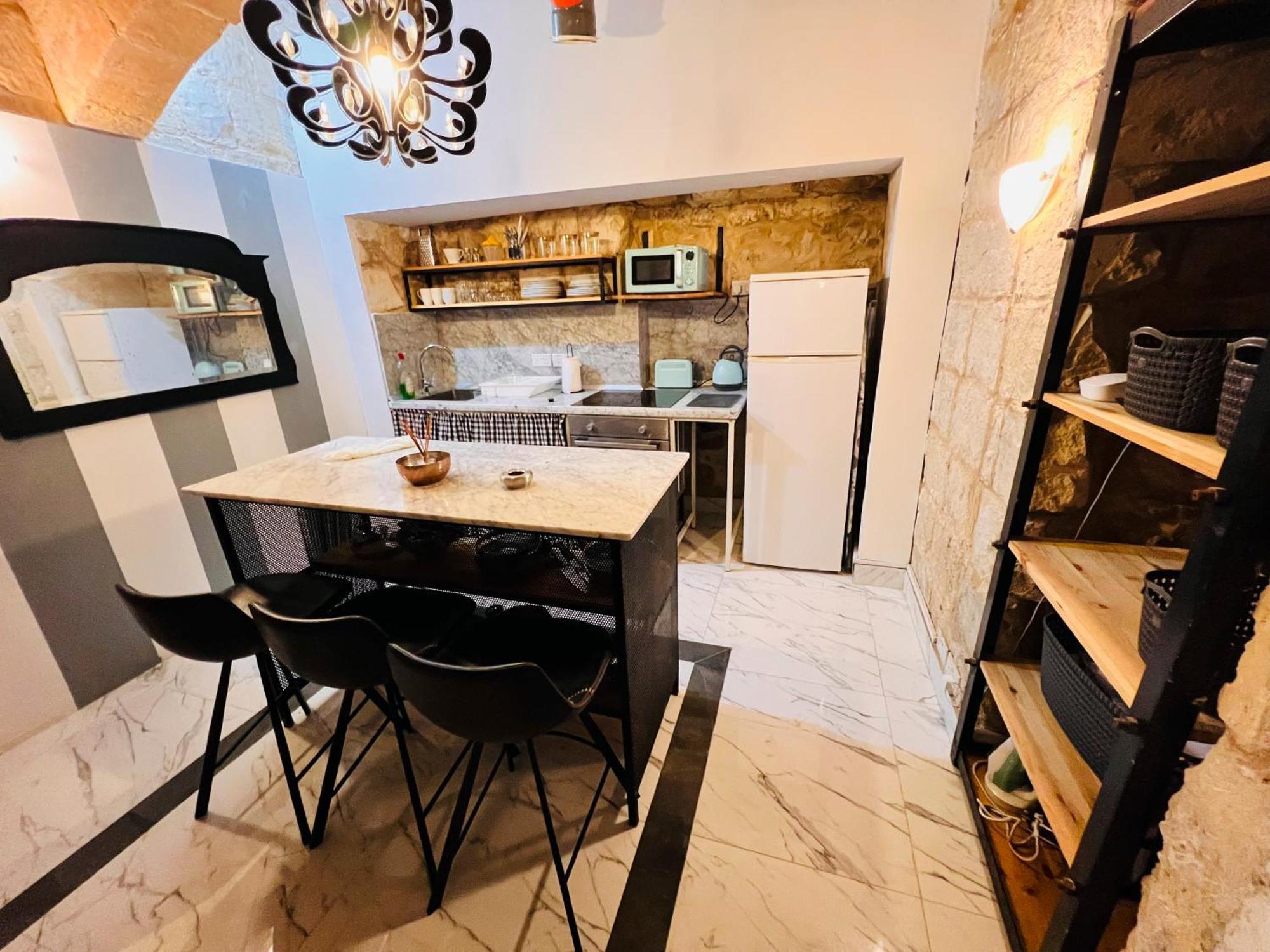 Charming Townhouse Prime Area Valletta Apartment Екстериор снимка